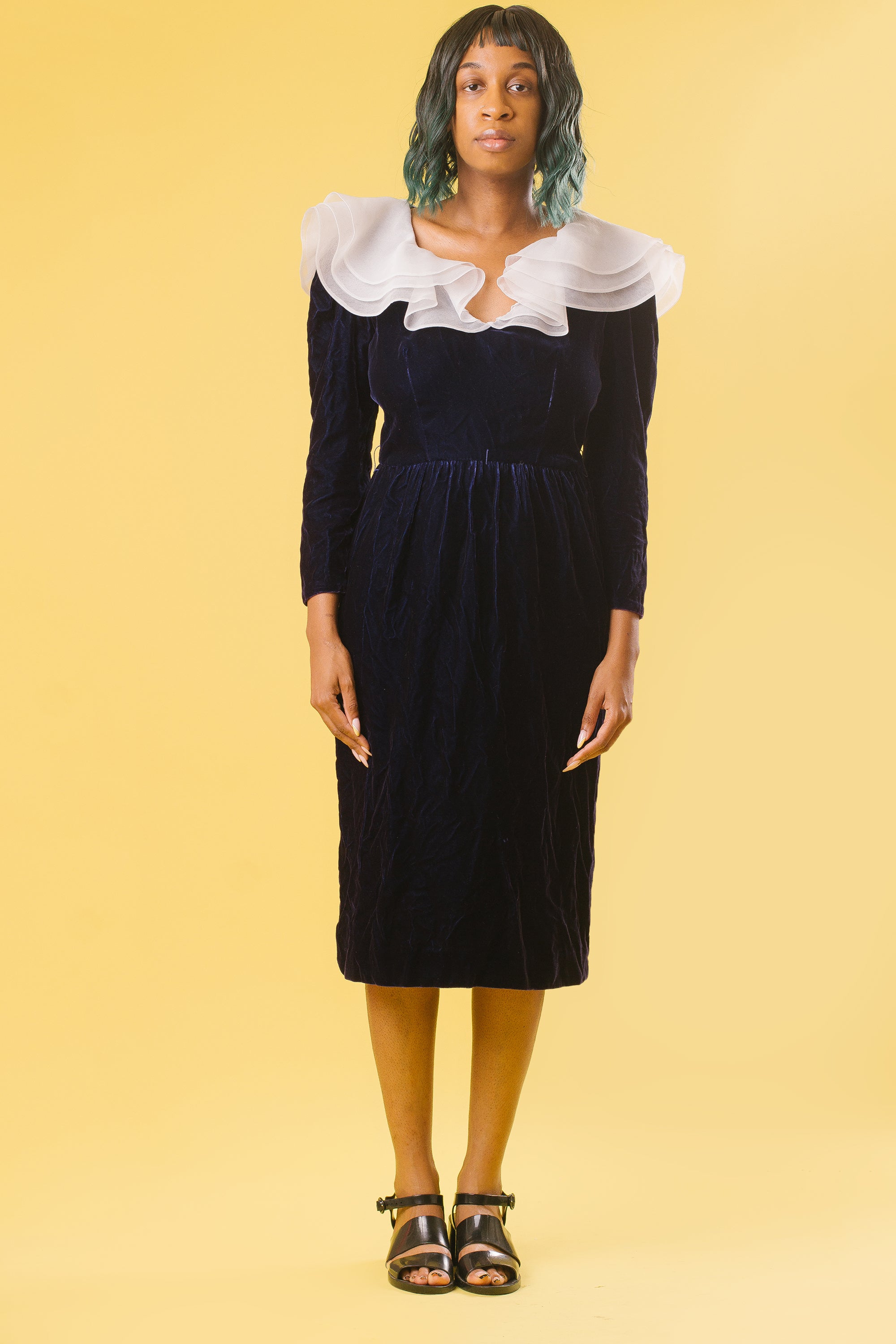 90's Blue Velvet Evening Dress | Mawoolisa 90's Blue Velvet Evening Dress | Mawoolisa